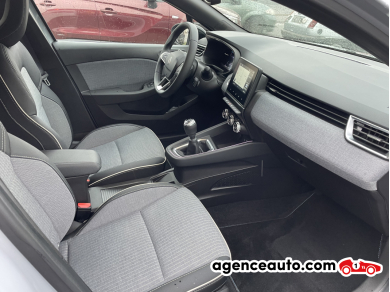 Renault Clio — 10