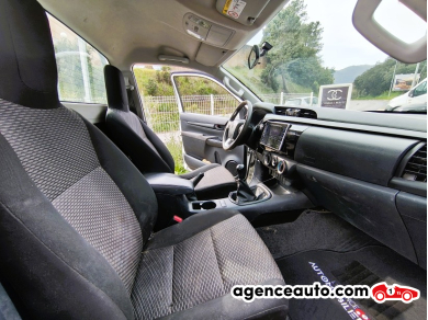 Toyota Hilux — 10