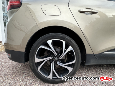 Renault Grand Scenic — 28
