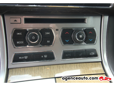 Jaguar XF — 11