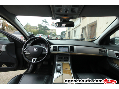 Jaguar XF — 17