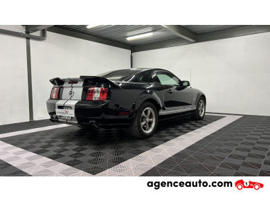 Ford Mustang — 4