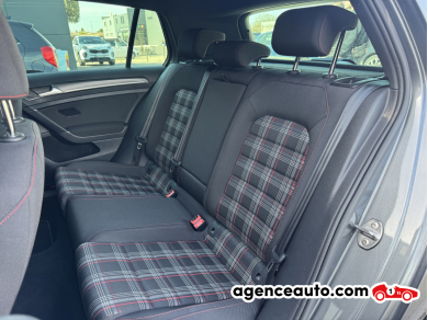Volkswagen Golf — 21