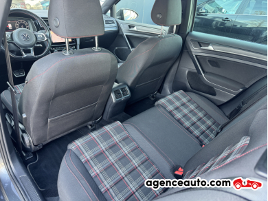 Volkswagen Golf — 22