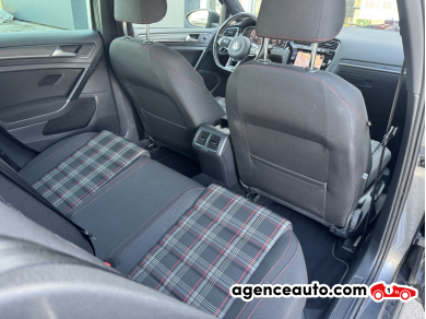 Volkswagen Golf — 26