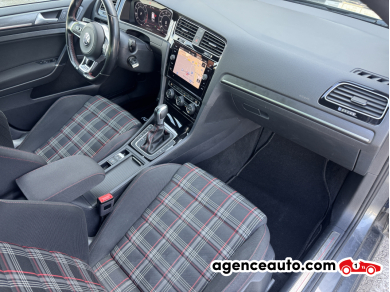 Volkswagen Golf — 29