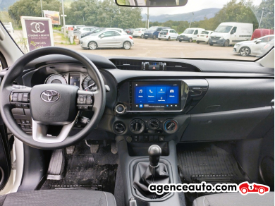 Toyota Hilux — 11