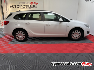 Opel Astra Sports Tourer — 9