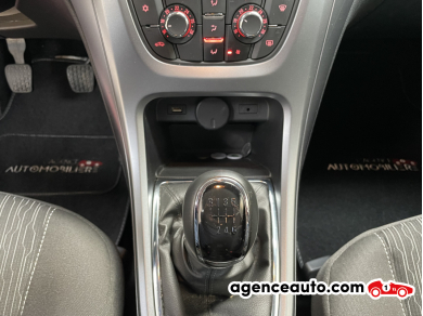 Opel Astra Sports Tourer — 24