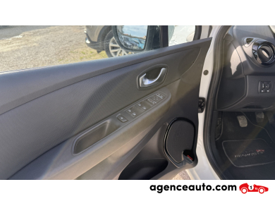 Renault Clio — 18
