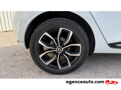 Renault Clio — 24