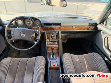 Mercedes 280 — 12