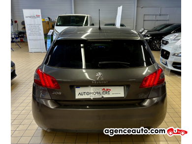 Peugeot 308 — 7
