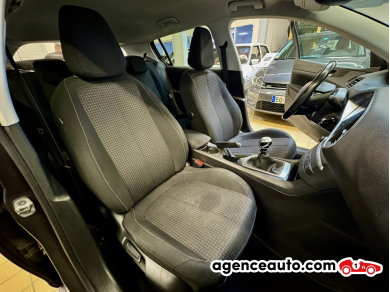 Peugeot 308 — 13