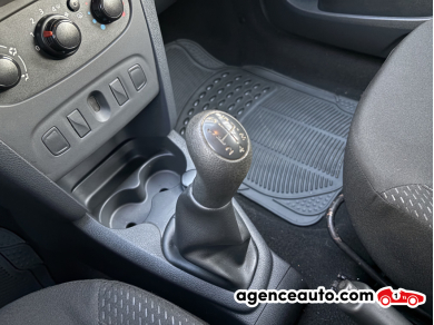 Dacia Sandero — 16