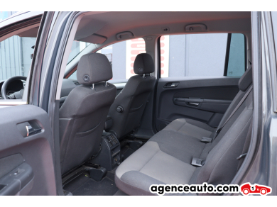 Opel Zafira — 18