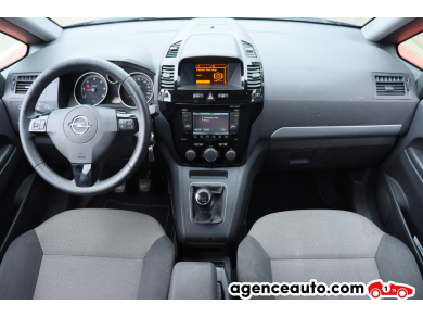 Opel Zafira — 11