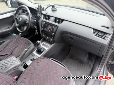 Skoda Octavia Combi — 18