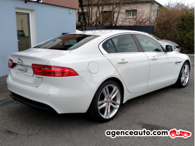 Jaguar XE — 7