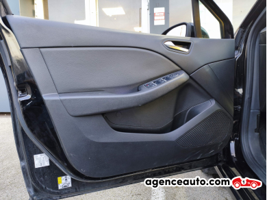 Renault Clio — 24