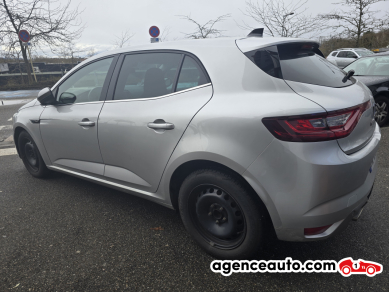 Renault Megane — 8