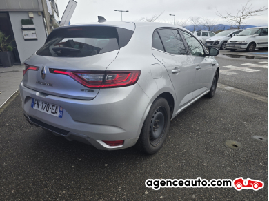 Renault Megane — 12