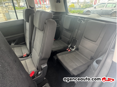 Volkswagen Touran — 10
