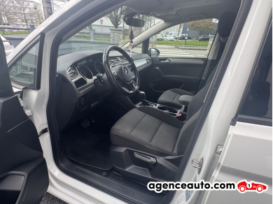 Volkswagen Touran — 12