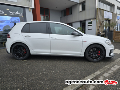 Volkswagen Golf — 3
