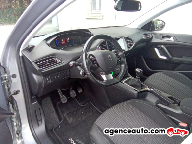 Peugeot 308 — 8