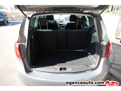 Opel Meriva — 28