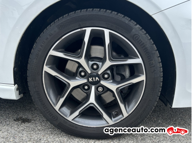 Kia Ceed — 11