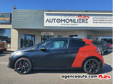 Peugeot 208 — 8