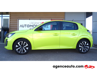 Peugeot 208 — 10