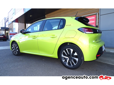 Peugeot 208 — 9
