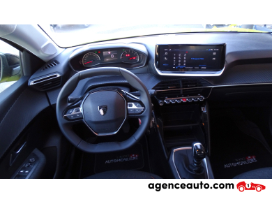 Peugeot 208 — 20