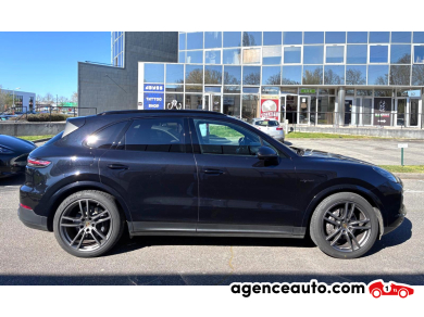 Porsche Cayenne — 2