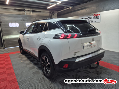 Peugeot 2008 — 7