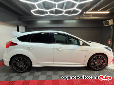 Ford Focus — 4