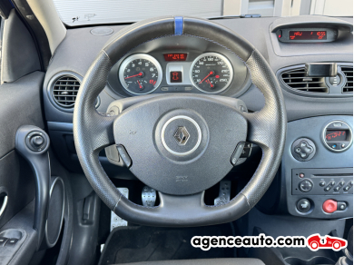 Renault Clio — 17