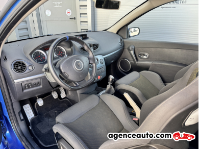 Renault Clio — 9