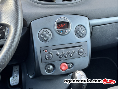 Renault Clio — 18