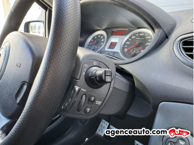 Renault Clio — 20