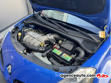Renault Clio — 30