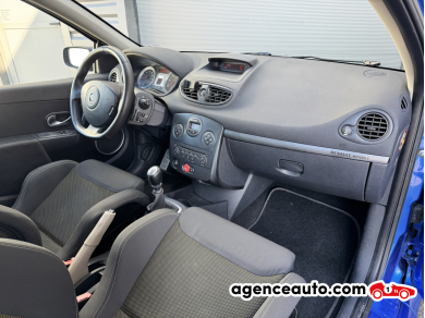 Renault Clio — 11