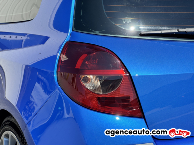 Renault Clio — 32