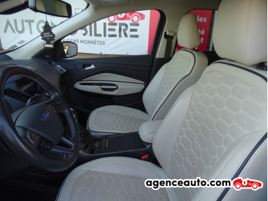 Ford Kuga — 12