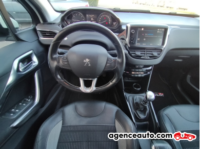 Peugeot 2008 — 10