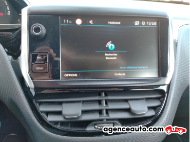 Peugeot 2008 — 21