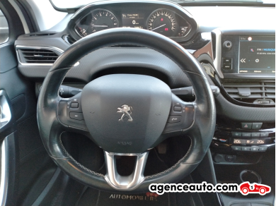 Peugeot 2008 — 12